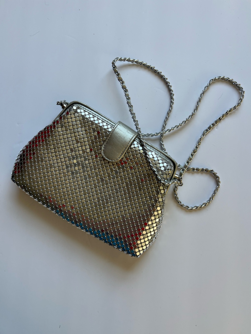 Vintage Silver Mesh Crossbody Bag with Chain Strap
